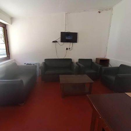 Flora Hills View Hotel Manali  Bagian luar foto