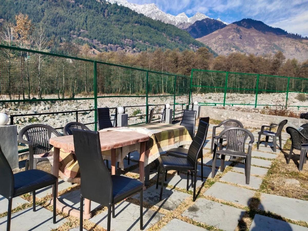 Flora Hills View Hotel Manali  Bagian luar foto