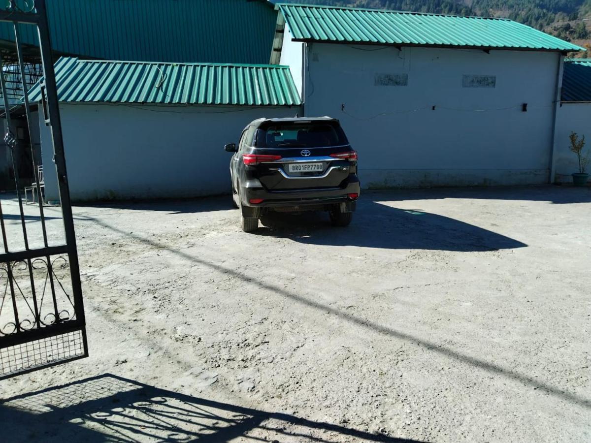 Flora Hills View Hotel Manali  Bagian luar foto
