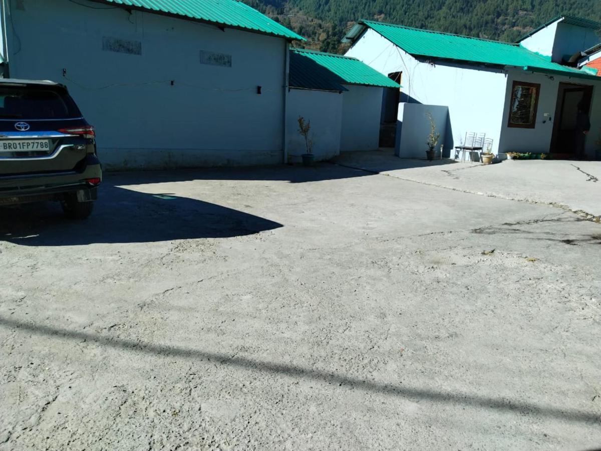 Flora Hills View Hotel Manali  Bagian luar foto